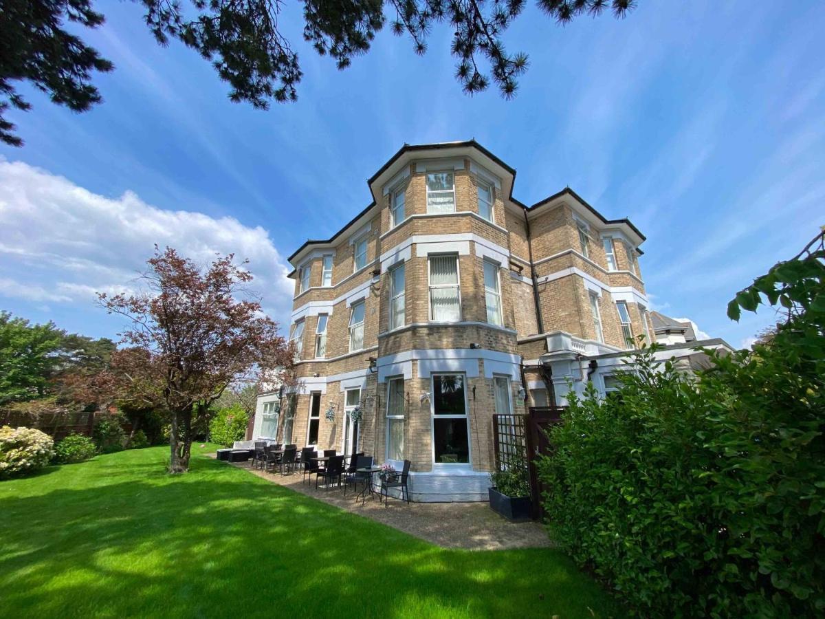 Applewood Hotel Bournemouth Bagian luar foto