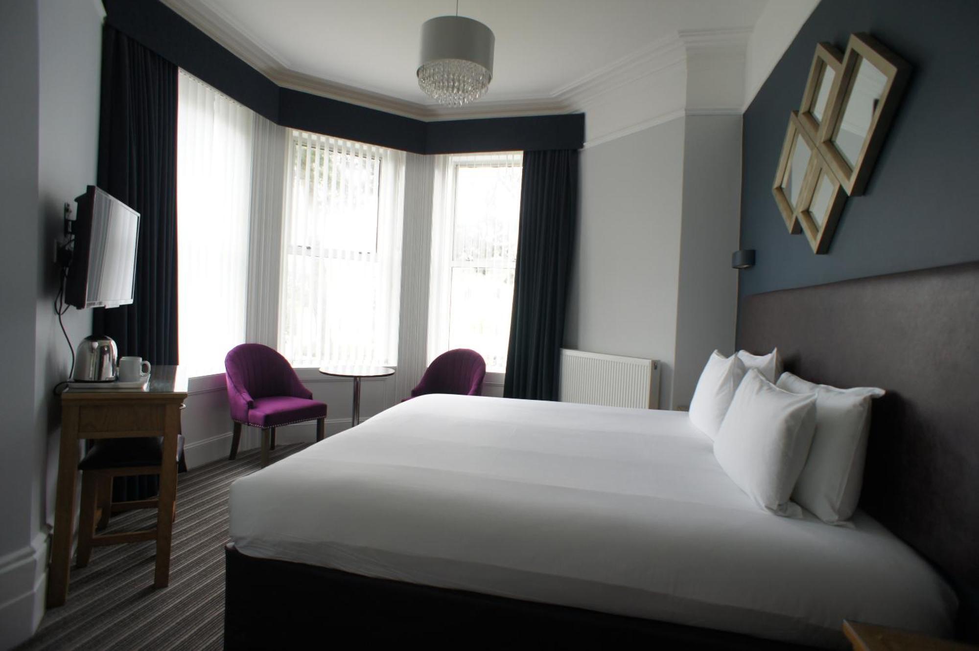 Applewood Hotel Bournemouth Bagian luar foto