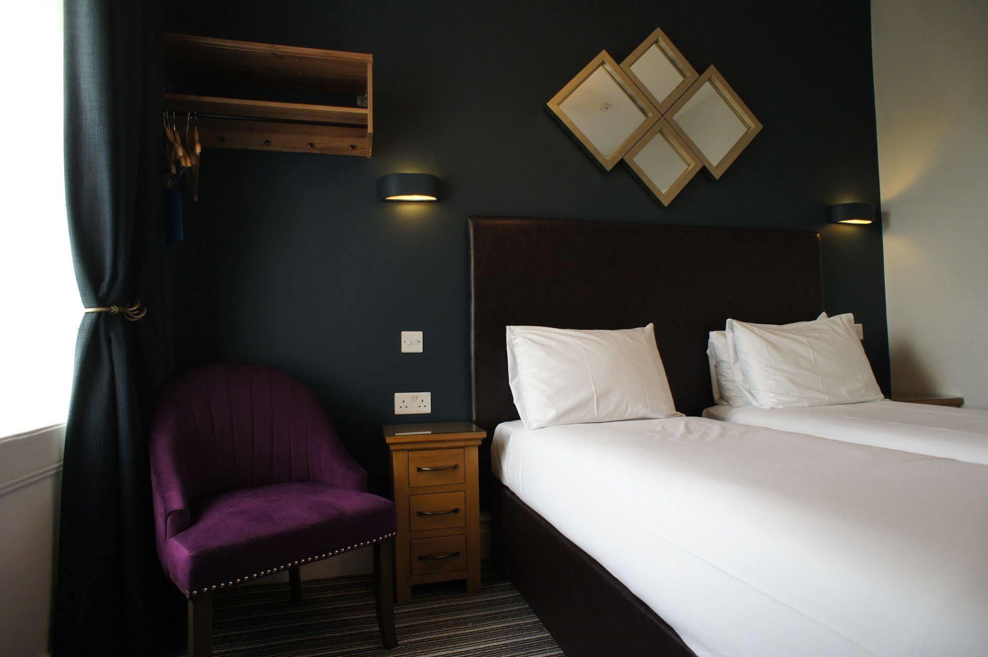 Applewood Hotel Bournemouth Bagian luar foto